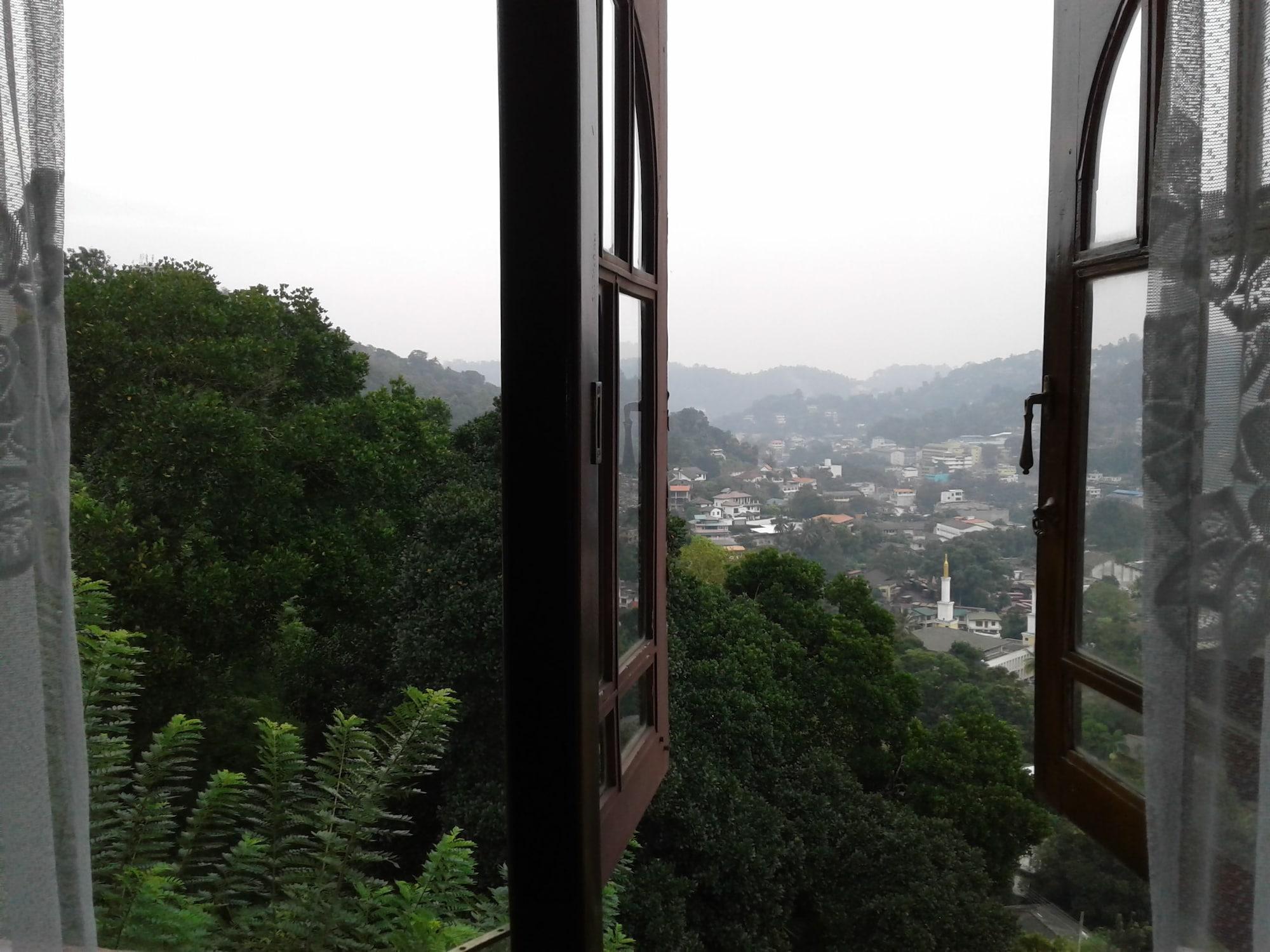 Kandy View Garden Hotel Exterior photo