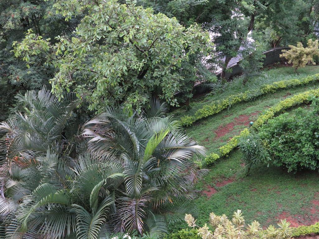 Kandy View Garden Hotel Exterior photo