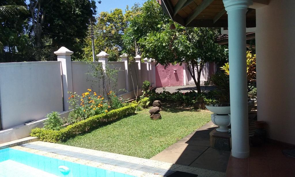 Kandy View Garden Hotel Exterior photo
