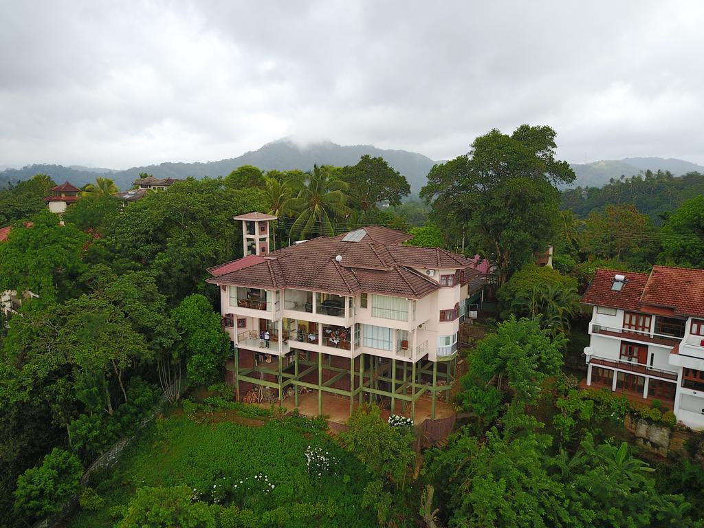 Kandy View Garden Hotel Exterior photo