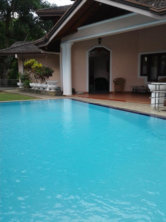 Kandy View Garden Hotel Exterior photo