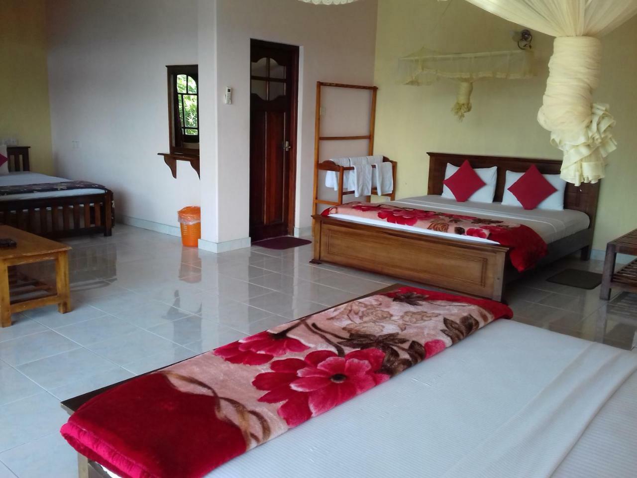 Kandy View Garden Hotel Exterior photo