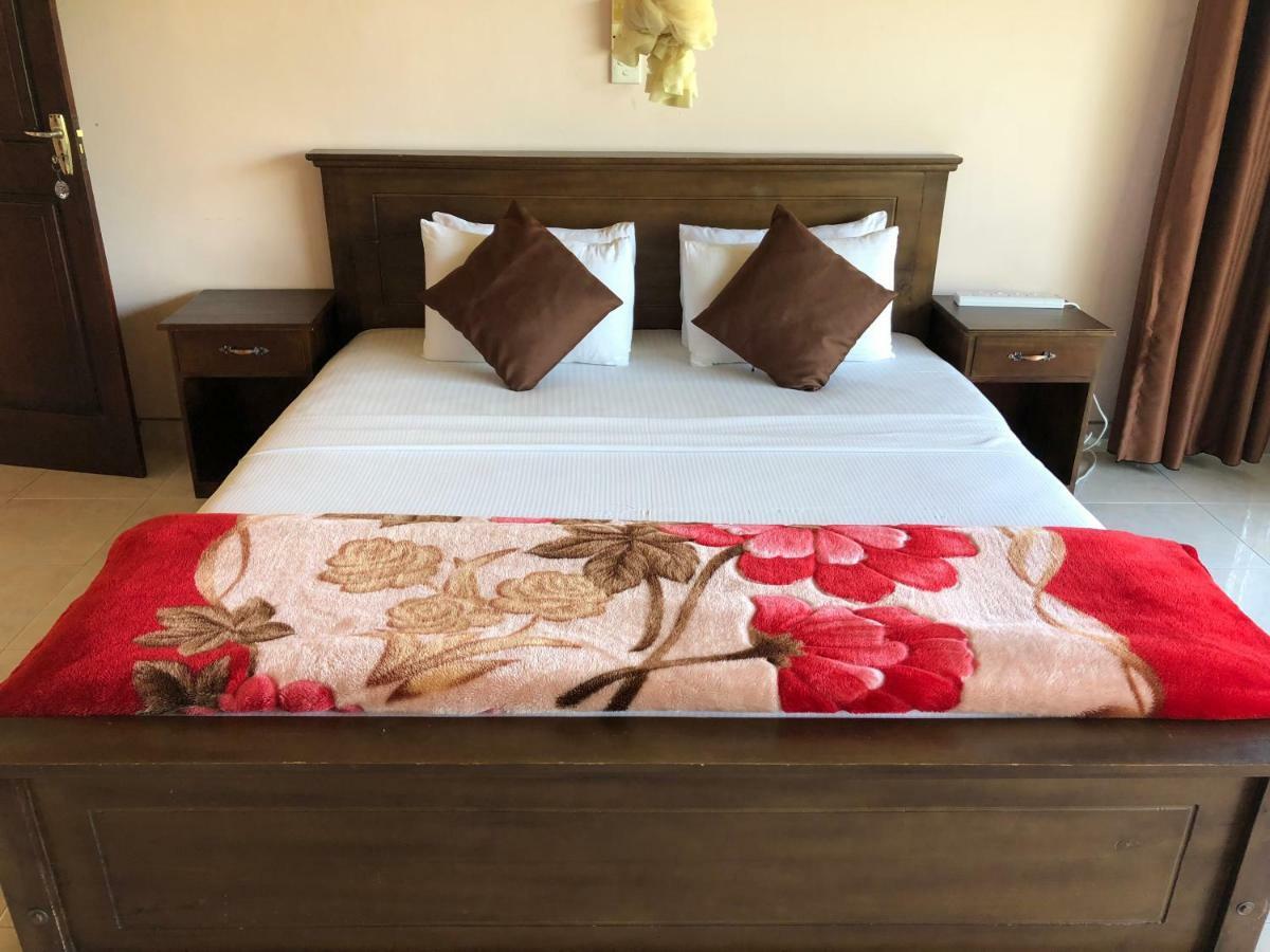 Kandy View Garden Hotel Exterior photo