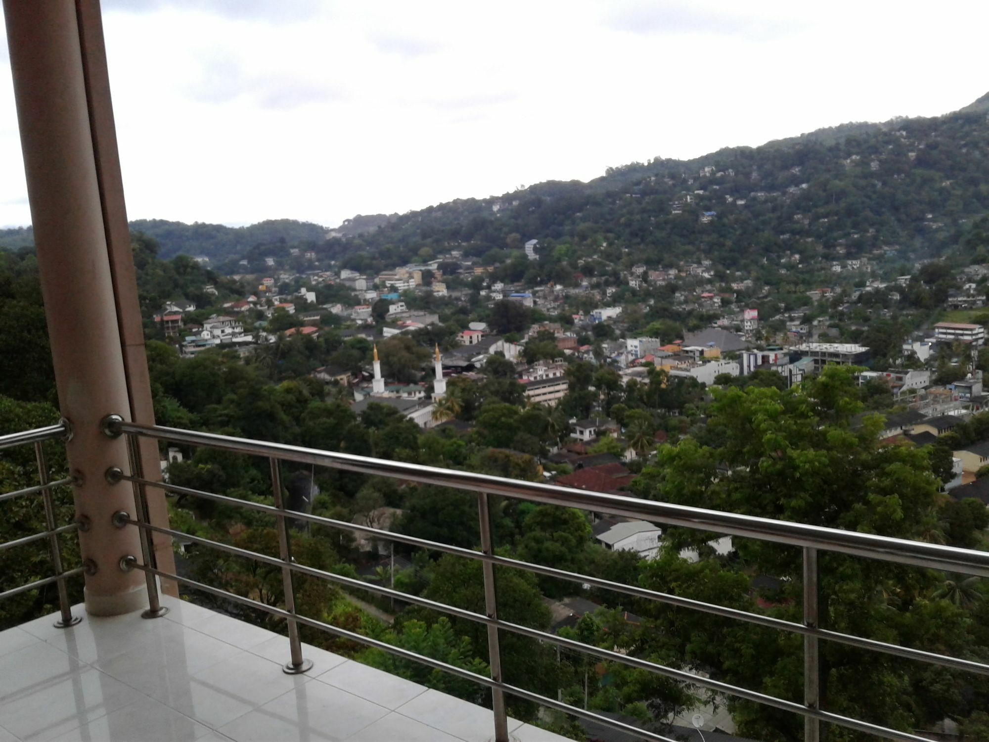 Kandy View Garden Hotel Exterior photo